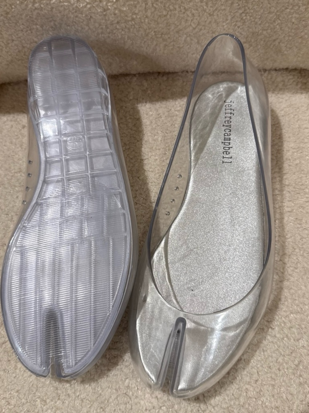 JEFFREY CAMPBELL Fixed Split Toe Jelly Flat - Clear